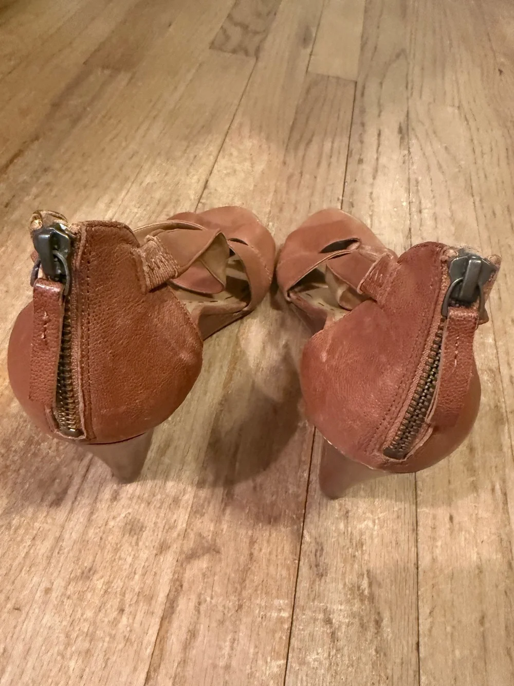 Women’s Tan Wedge Sandals